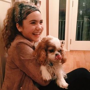 Meet your Posher, Isabel